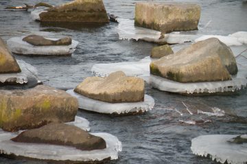 Eisummantelde Steine.