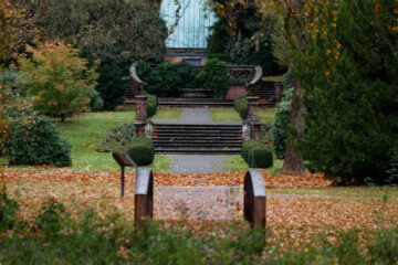 Bodo Jarren - Ohlsdorfer Friedhof Regen 07.11.2021 - Blick auf den Cordesbrunnen