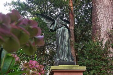 Hans Stötera - Ohlsdorfer Friedhof Regen 07.11.2021 - Engel