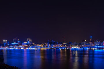 Joachim Klein - Blue Port 25.08.2022 - Hamburger Hafen Blue Night Landungsbrücken