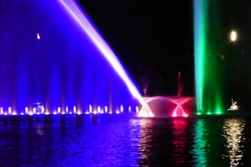 Peter Weise- Wasserlichtspiele 06.09.2022 - Das sind die Farben von Aserbaidschan
