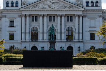 Hans Stötera - 1. Dienstag Altona Övelgönne 04.10.2022 - Altonaer Rathaus