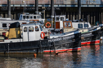 Peter Paul Vollmers - 1. Dienstag Altona Övelgönne 04.10.2022 - Im Museumshafen