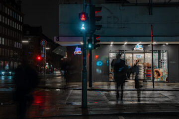 Hans Stötera - Straßenbeleuchtung I 12.01.2023 - Rot und Grün