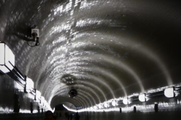 Peter Weise - Alter Elbtunnel 22.03.2023 - Höhlengang