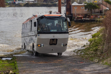 Monika Vollmers - Rotenburgsort 04.04.2023 - Hafencity Riverbus 02