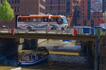 Bodo Jarren - Spontane Tour Hafen City 18.05.2023 - Riverbus und Barkasse