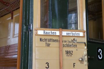 Peter Weise - Lockschuppen Aumühle 23.07.2023 - Nicht öffnen bevor der Zug hält