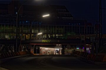 Bodo Jarren - Nachtfotografie Oberhafen 29.09.2023 -Blick auf die Kantine