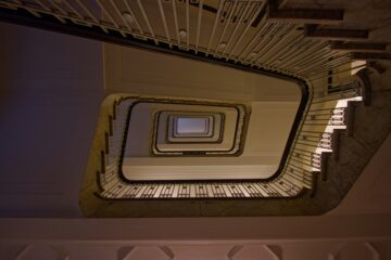 Bodo Jarren - Treppenhäuser 07.11.2023 - Der Weg nach oben