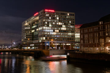 Matthias - Nachtfotografie Oberhafen 29.09.2023 - Spiegelhaus