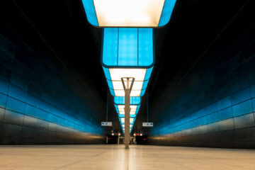 Hartmut Teschemacher - - HafenCity Universität - 03.03.2024 - Blau und leer