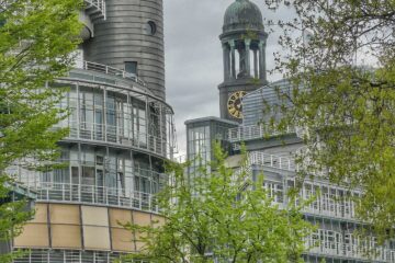 Susanne Wahl - Portugiesenviertel - 18.04.2024 - Architektur mit Schiffsoptik