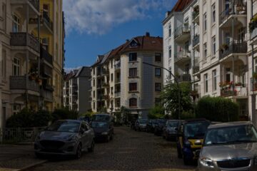 Bodo Jarren - Ahrensburg - 08.08.2024 - Blick in die Straße