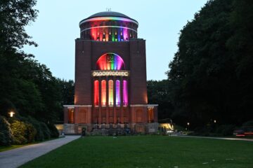 Wolfgang Scheffler - Challenge 128: 14.04 - 27.04.2025 - Planetarium
