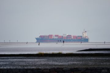 Nadine Gutmann - Cuxhaven -14.09.2025 - Just some shipspotting
