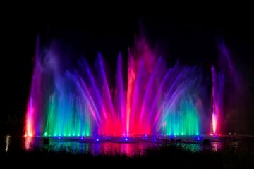 Matthias - Wasserlichtspiele -30.09.2025 - Grün rot blau lila