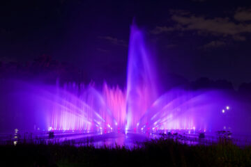 Matthias - Wasserlichtspiele -30.09.2025 - Lila rosa