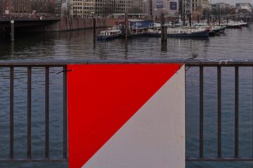 Bodo Jarren - Challenge 144: 24.11 - 07.12.2025 - Warnung vor Absturz ins Wasser