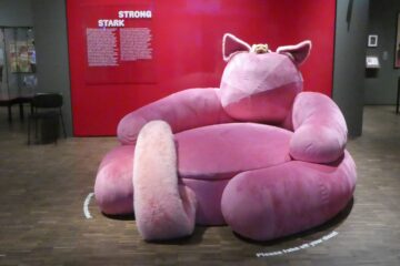 Peter Weise - MARKK - 23.01.2025 - Sofa-Katze