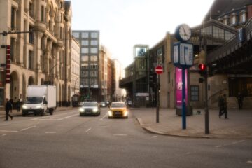 Brigitte - Thementour Blau - 02.03.2026 - An der Ampel