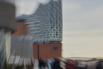 Bodo Jarren - Fotoaufgaben - 02.04.2026 - Elphi im Wirbel
