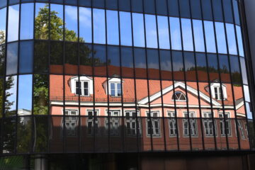 Wolfgang Scheffler - Challenge 151: 02.03 - 15.05.2026 - Fensterfront