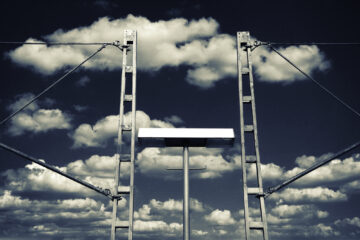 Annette Hanl - Bf. Altona - 12.03.2026 - Symmetrie vor Wolken